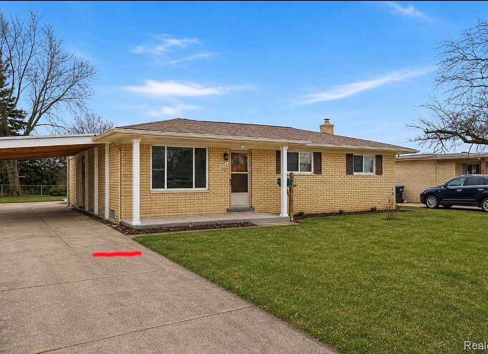 2938 Fox Hill Dr, Sterling Heights, MI 48310 | MLS #20261031408