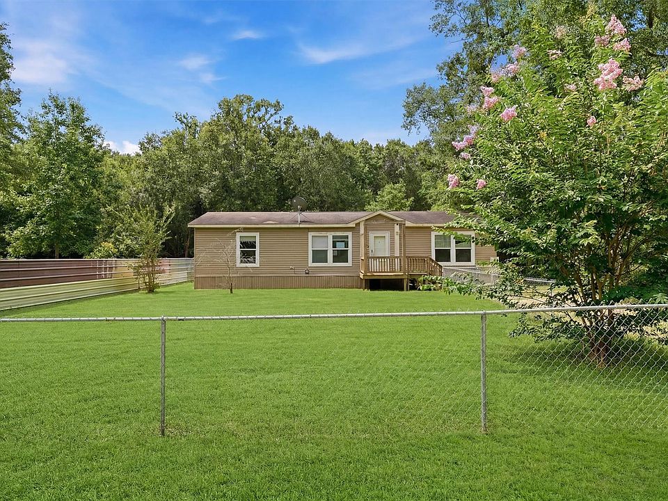1st image of 26406 Coleman Dr