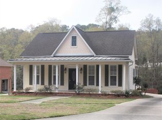 1758 E Roy Parker Rd, Ozark, AL 36360