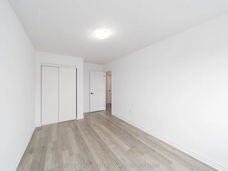 12 Hay Ln — Photo 18