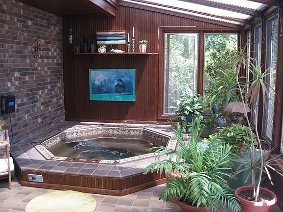 Sunken Hot Tub
