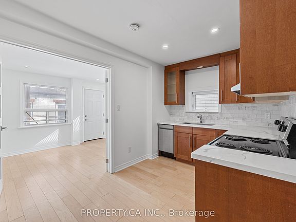 2nd image of 679 Vaughan Rd