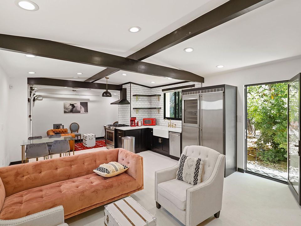1st image of 315 Vernon Ave #1/2