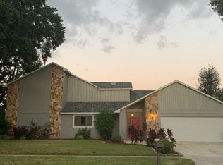 1017 Sylvia Ln, Tampa, FL 33613