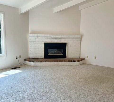 4th image of 2074 Elmwood Dr S