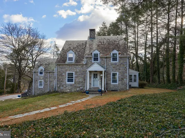 1063 Wyndham Dr, York, PA 17403