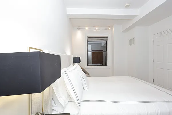 Rented by WAM Partners - William Moses Co. | media 26