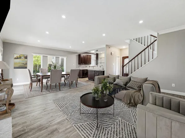 9400 Doliver Dr APT 60, Houston, TX 77063