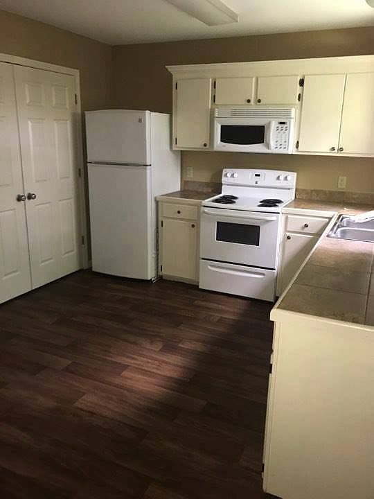 1st image of 325 Dubose St