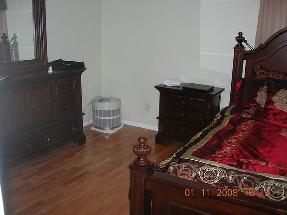 Master bed room