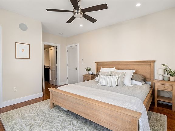 3rd image of 6 Ashland St #2