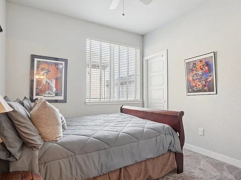 674 E Hinsdale Ave — Photo 6