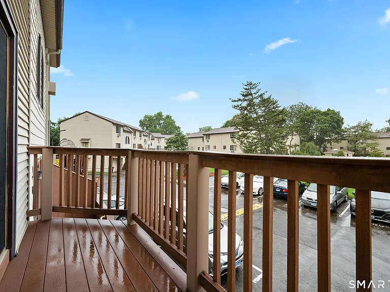 60 Lawn Ave #24 — Photo 6