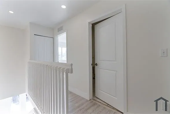 2759 NW 191st Ter — Photo 15