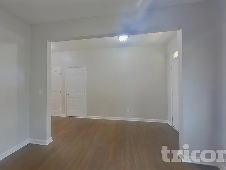 1008 Eldon Ln — Photo 15