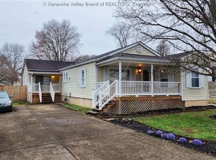 223 Custer St, Saint Albans, WV 25177