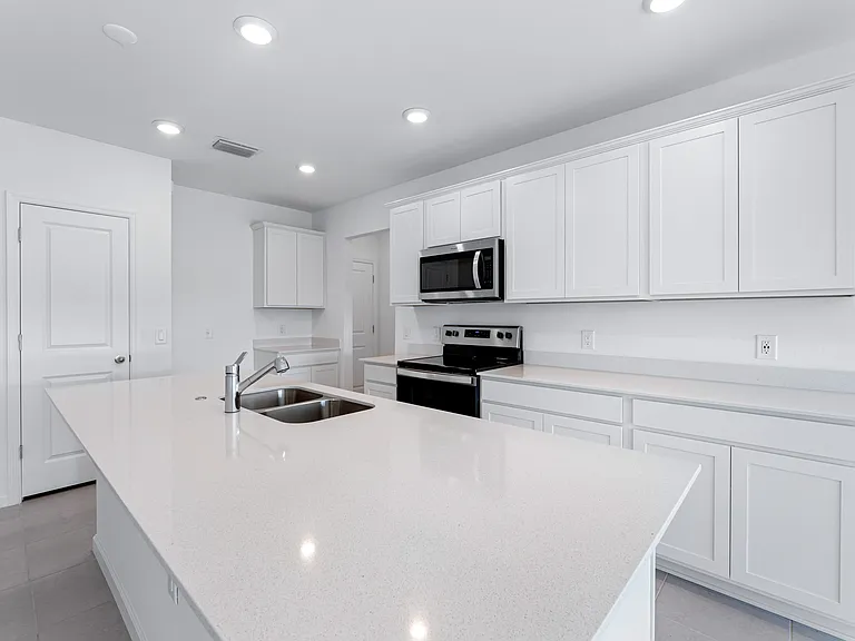 1816 Vanora Ln — Photo 4