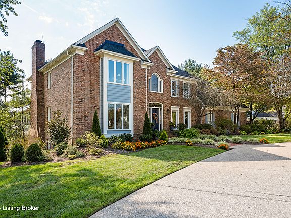 3rd image of 8210 Westover Dr