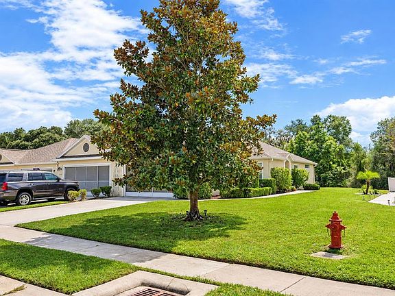 4th image of 8524 CORINTHIAN WAY