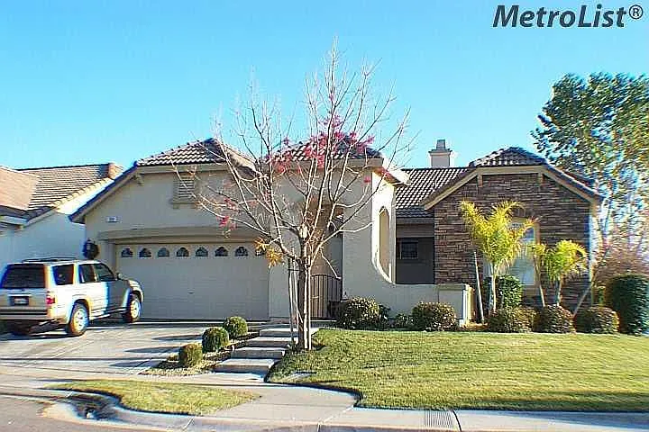 380 Regency Park Cir photo 1