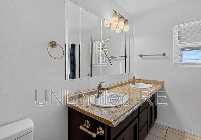 2250 Atlantic Dr — Photo 20