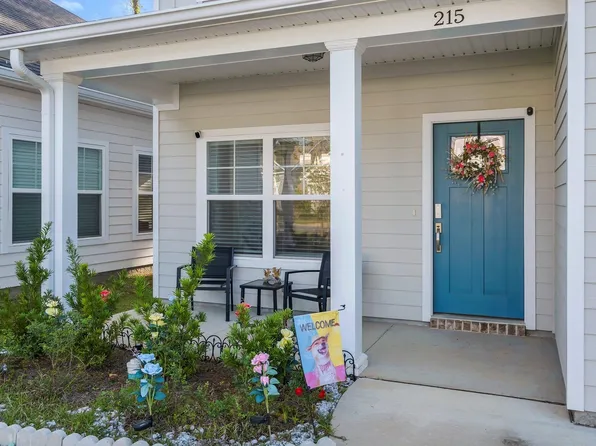 215 Cottage Ct, Tallahassee, FL 32308