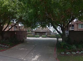 701 Davis Rd, League City, TX 77573