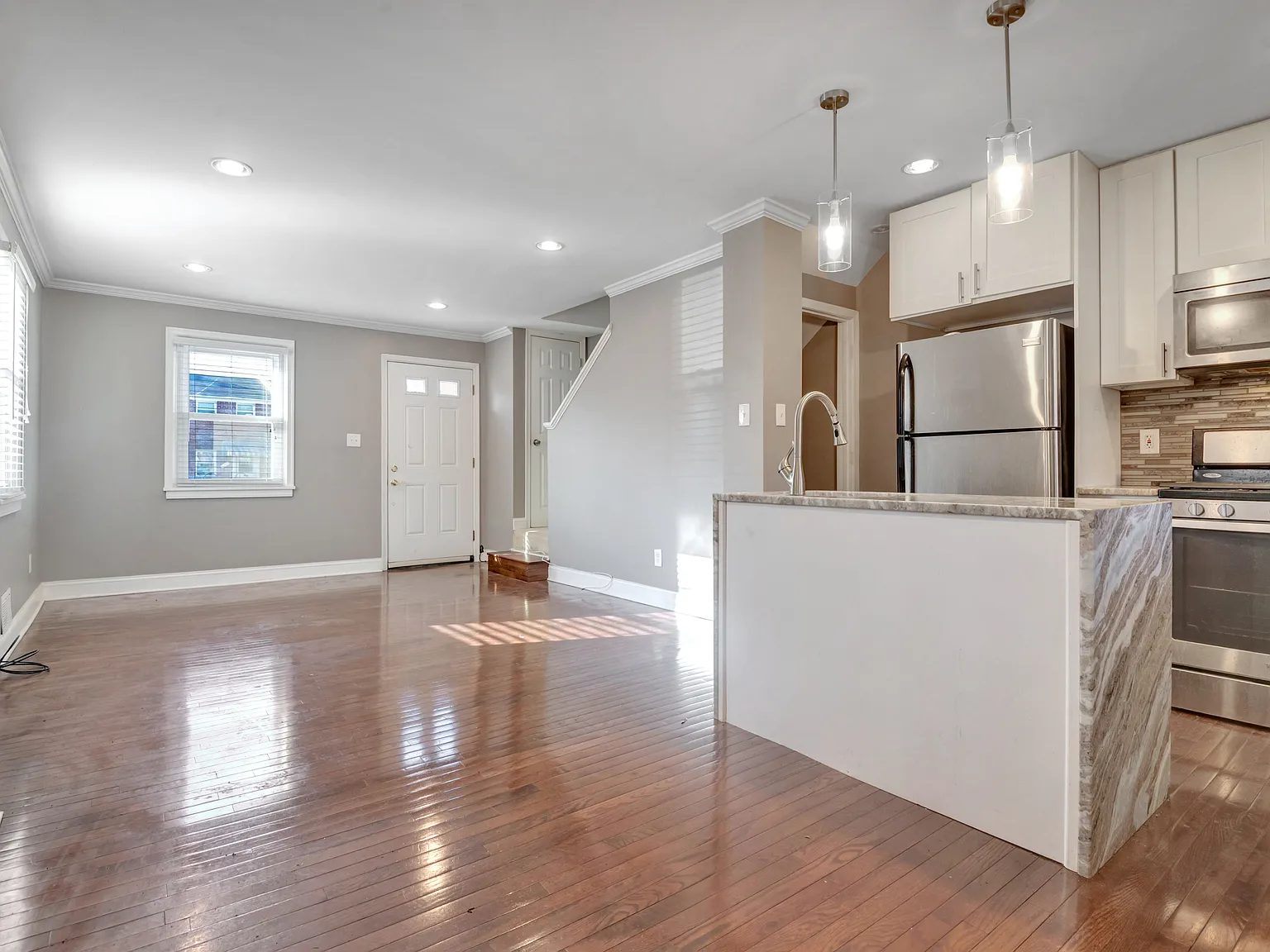 Charming 2 Bedroom Home in Washington DC — Photo 4