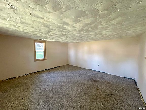 4th image of 400 Minch St