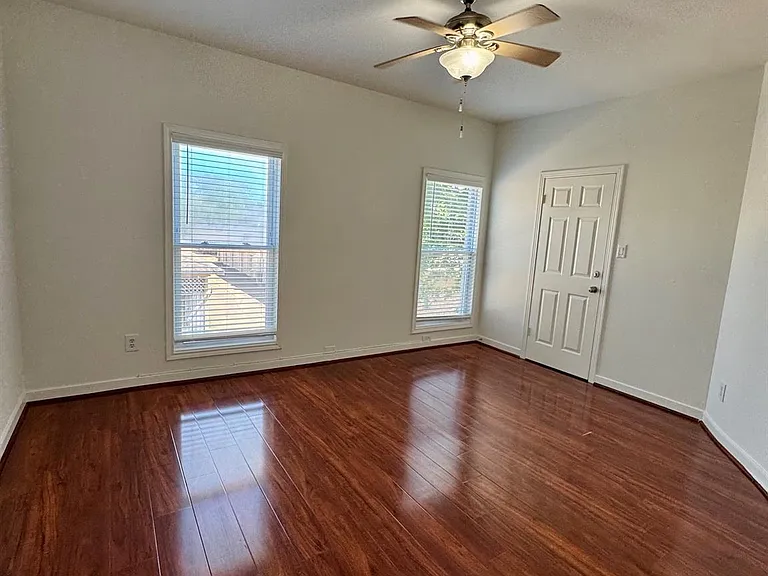 11854 Taylorcrest Rd — Photo 9