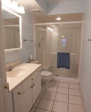 5th image of 3940 W Bryn Mawr Ave APT 510