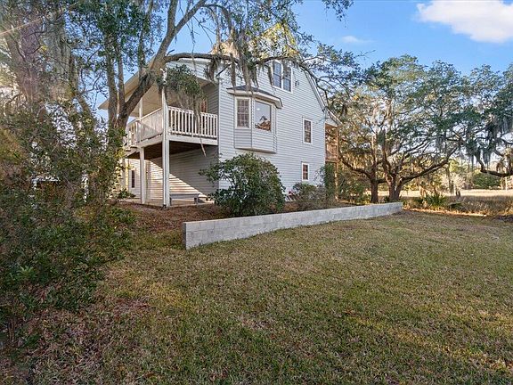 3rd image of 2722 Burden Creek Rd