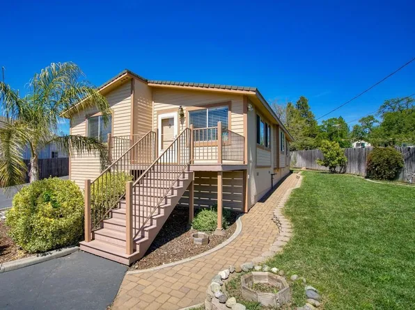 12141 Griffin Way, Auburn, CA 95602