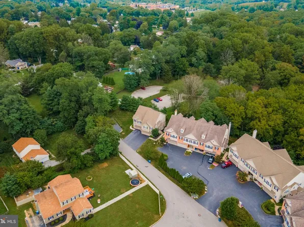 210 Spring Ln, West Chester, PA 19382