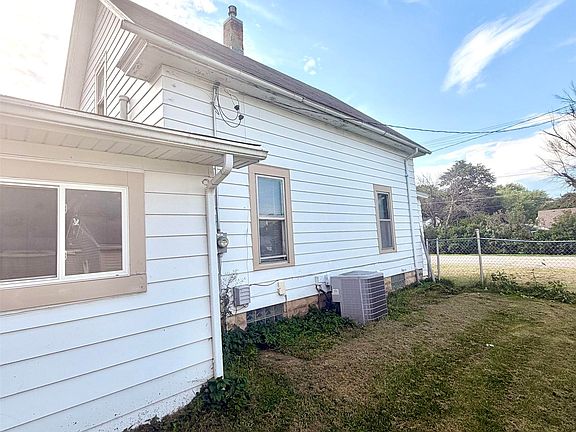 5th image of 541 19th St SE