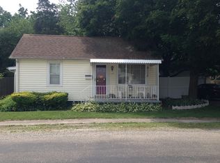120 Market St, Westville, IL 61883