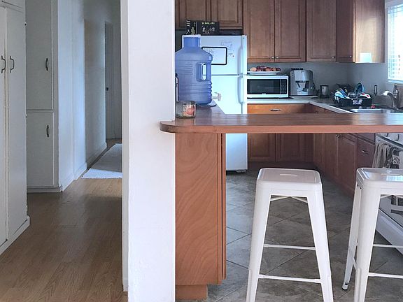5th image of 1723 Grand Ave