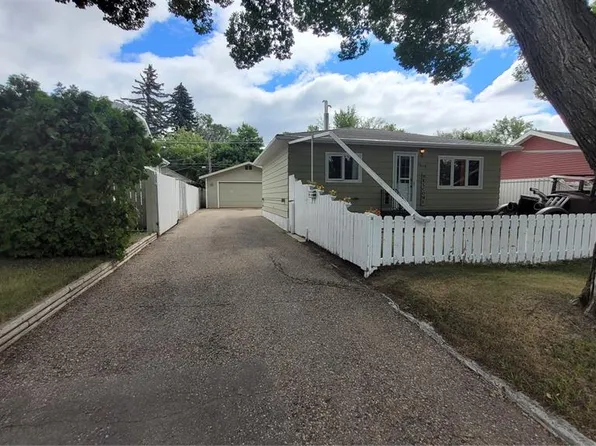 1610 2nd AVENUE N, Saskatoon, SK S7K 3N2