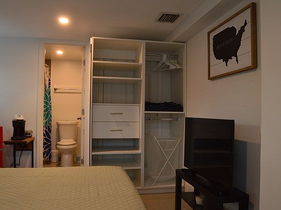 3rd image of 6841 Simms St