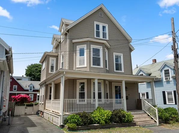 12 Ocean Cir, Lynn, MA 01902