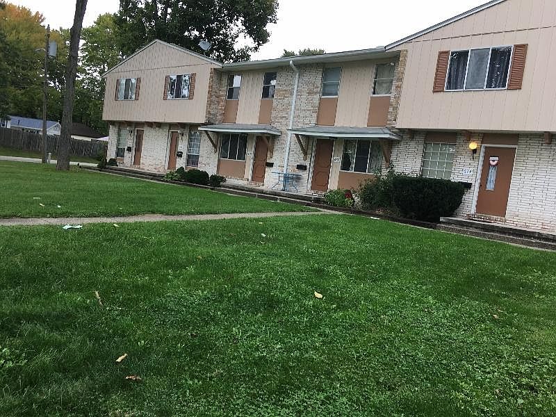 1st image of 680 Loomis Ave