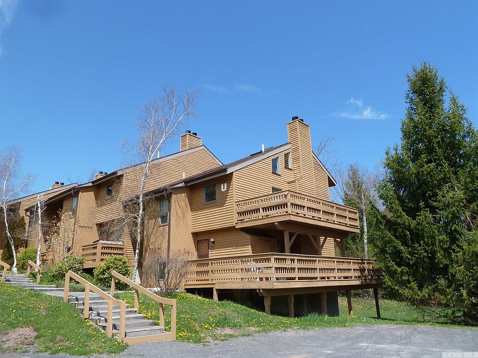 1st image of 158 Highlands Dr #U-8