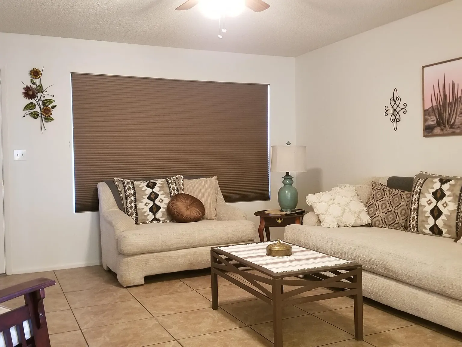 2 bed, 2.0 bath, 1095 sqft, $2,000 — Photo 2