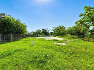 630 N Irving Heights Dr, Irving, TX 75061