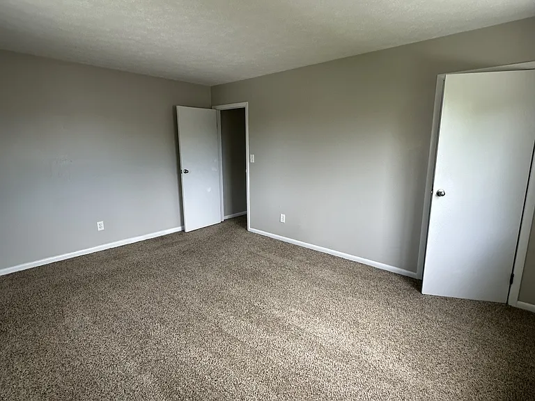 4893 Nugent Dr — Photo 18