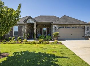 5727 Sant Antonio Ave, Springdale, AR 72762