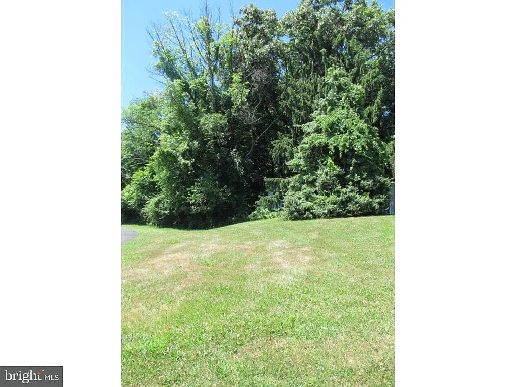 1711 Ramich Rd photo 1