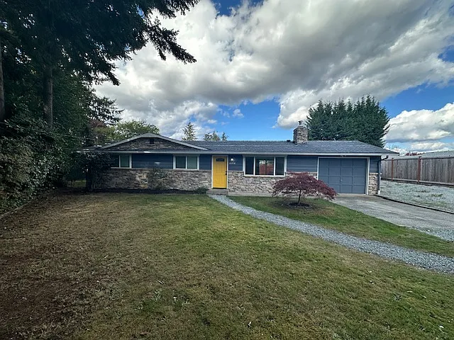 10208 SE 205th St — Photo 1
