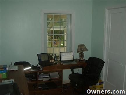 Office/guest room