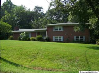 209 W Sunset Dr, Gadsden, AL 35904